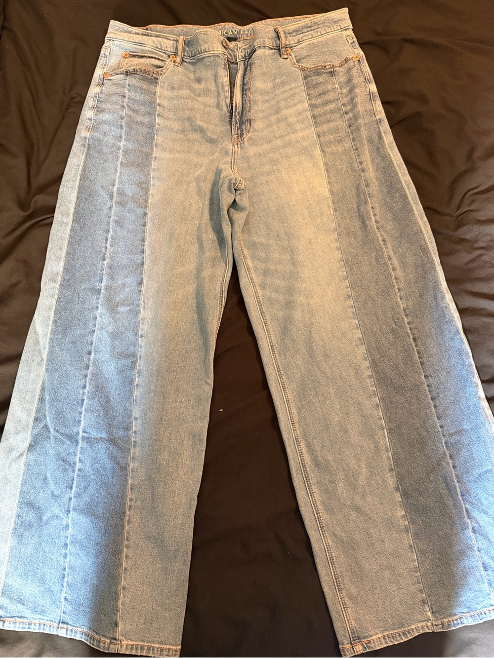 American Eagle Outfitters Two-Tone Light Blue Wide Leg Jeans